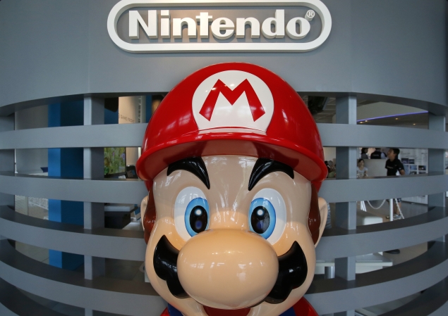 Nintendo reports poor Wii U sales in holiday season, slashes annual target for console