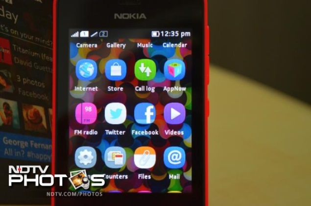 Better Fastlane Experience And Preinstalled WhatsApp in All New Nokia Asha  501 Devices