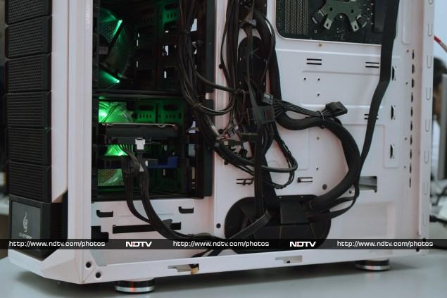 nvidia_battlebox_titan_sr_rightpanel_ndtv.jpg