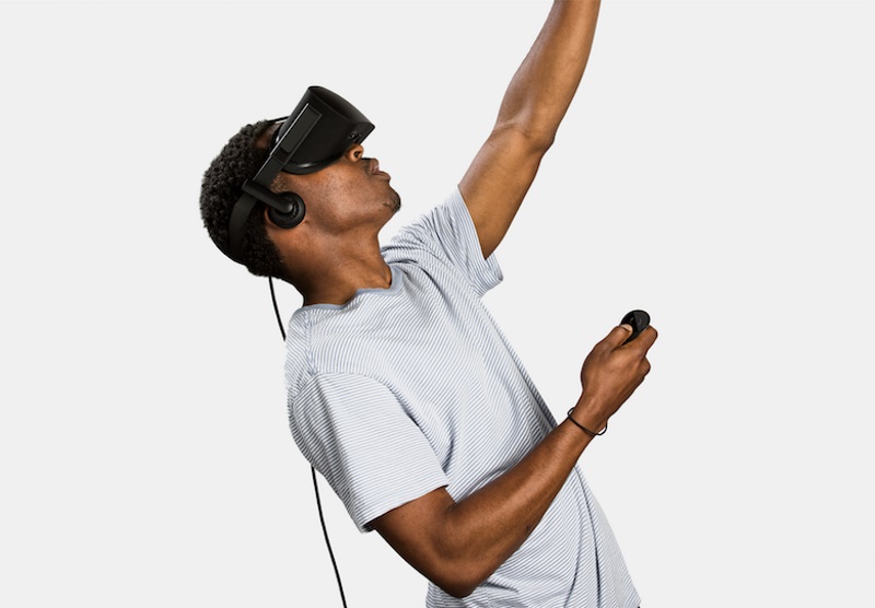 Oculus Boosts Rift VR Gear Availability