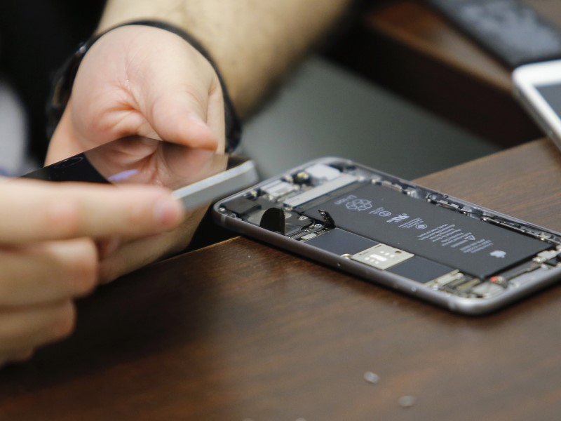 White House Declines to Support Encryption Legislation: Reports