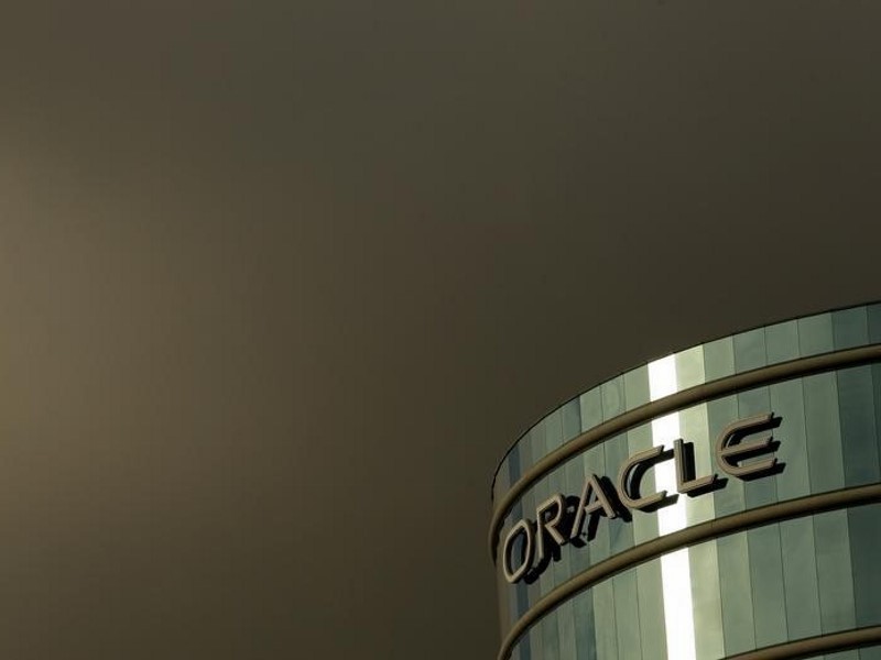 Oracle to Set Up 9 Startup Incubators in India