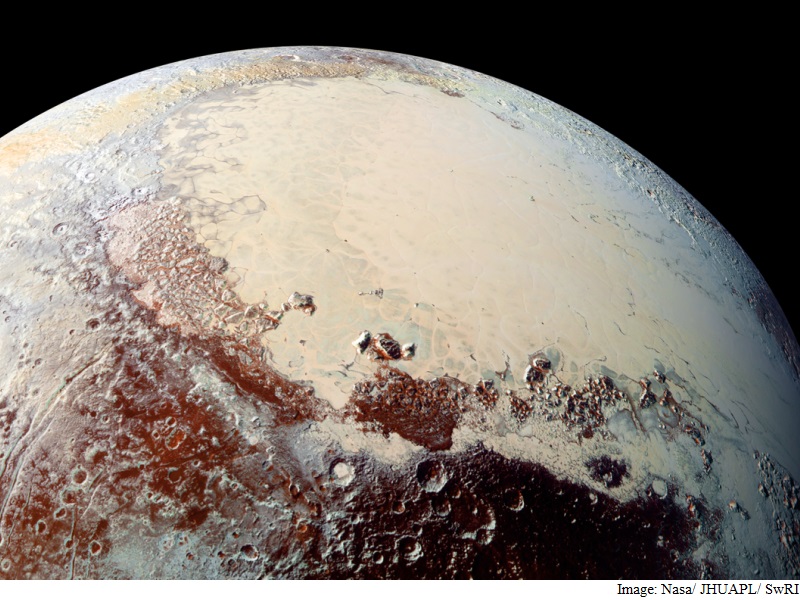 Nasa's New Horizons Probe Reveals Rich Variety of Colours on Pluto