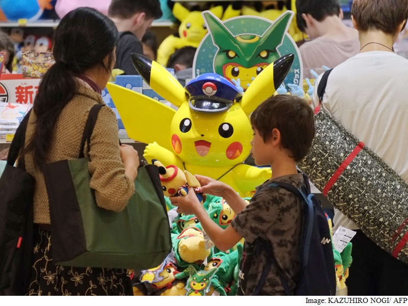 Pokemon Go Latest: Nintendo Stock Tanks, Cops Pull Guns, Traffic Grinds to Halt, and More