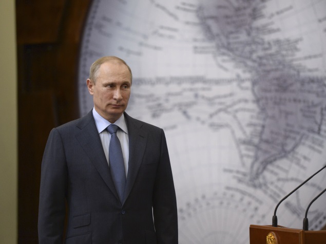 Putin Says Russia Not Waging War on Internet Freedom
