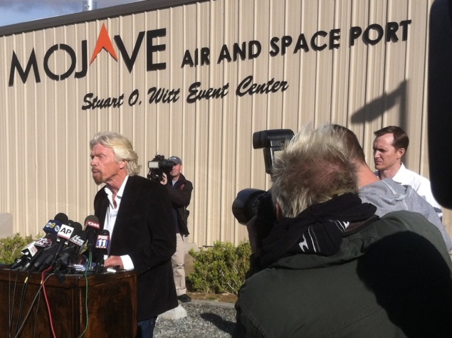 Branson Determined to Find Cause of Virgin Spaceship Crash, Pilots Identified