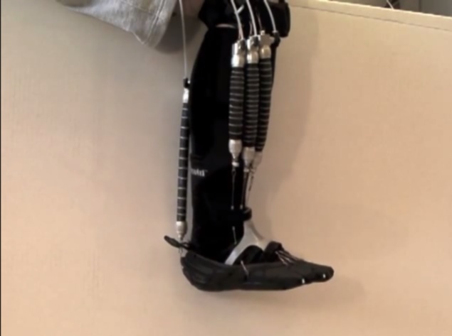 Robotic device to heal bruised muscles