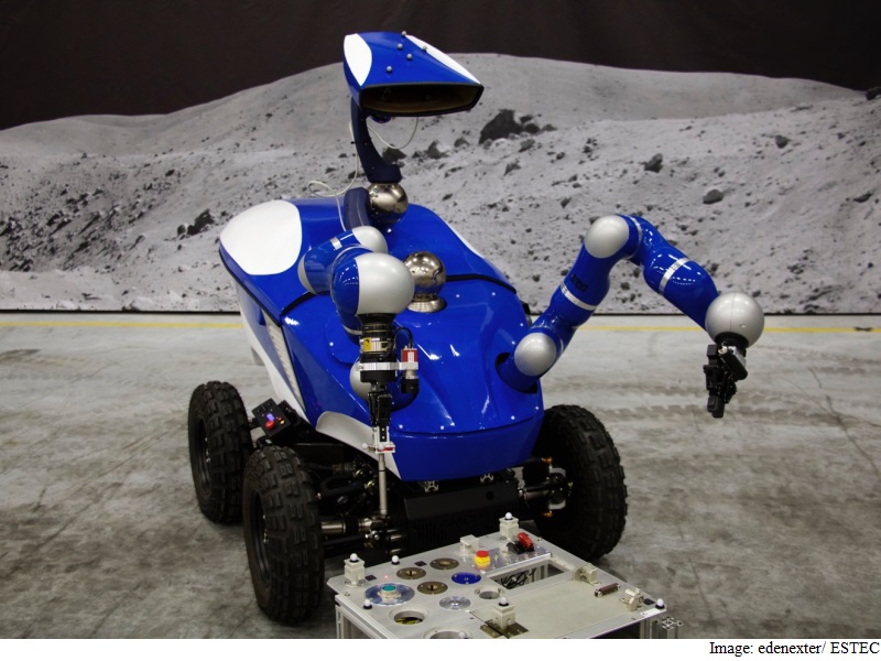 Astronomy homework helper robot