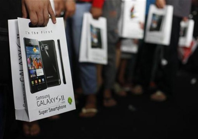 Samsung Q1 smartphone sales may touch 70 million