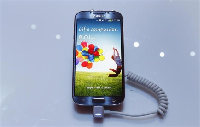 Galaxy S4 quad-core and octa-core versions offer the same experience: Samsung Chief