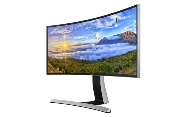 samsung_curved_monitor_ultra_sharp_official.jpg