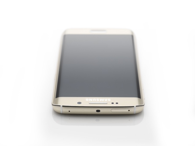 samsung_galaxy_s6_edge_topdown_official.jpg