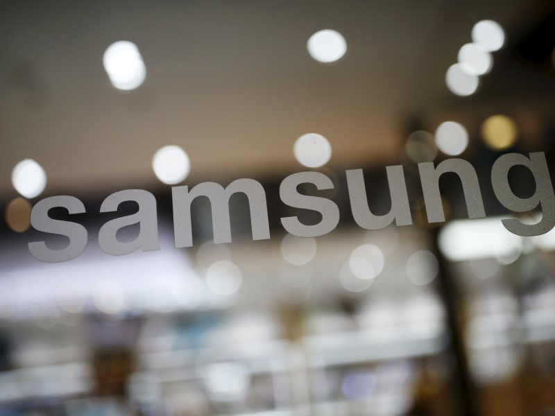 Samsung Q1 Profit Beats Estimates on Galaxy S7 Sales Boost