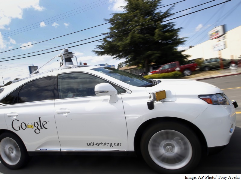 Google Gives Federal Plan for Self-Driving Car