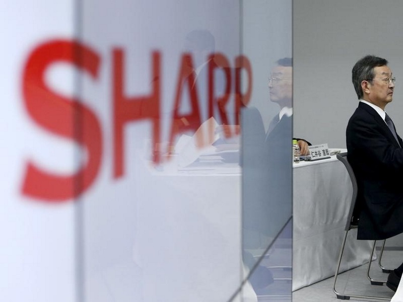 Foxconn Founder Terry Gou Plans to Streamline Sharp After Takeover