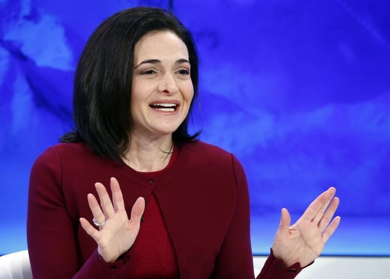 Facebook's Sandberg Says Virtual Reality Will Take Time to Develop