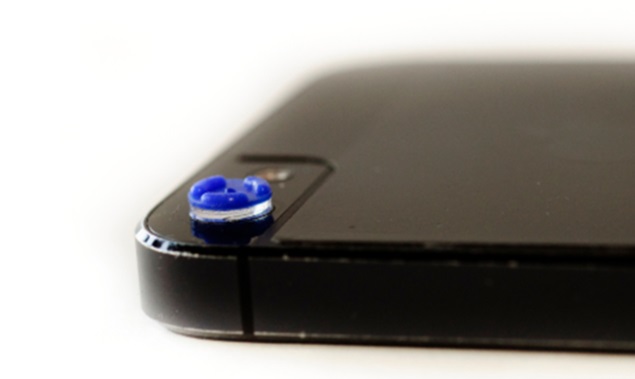 New lens turns smartphones into portable microscopes