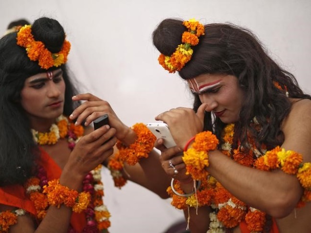 Telecom Commission Discusses Trai Recommendations on Spectrum Pricing