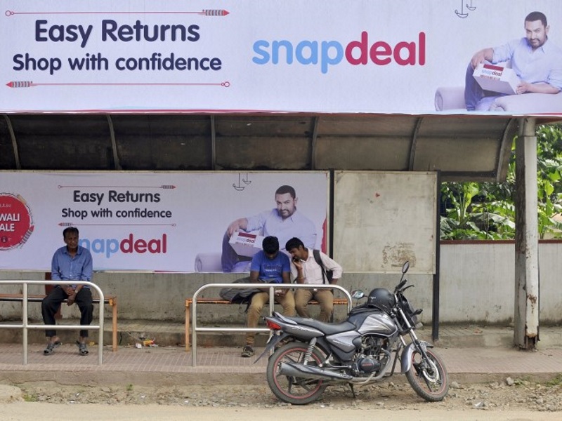 Aamir Khan Controversy: Flipkart Backs Rival Snapdeal