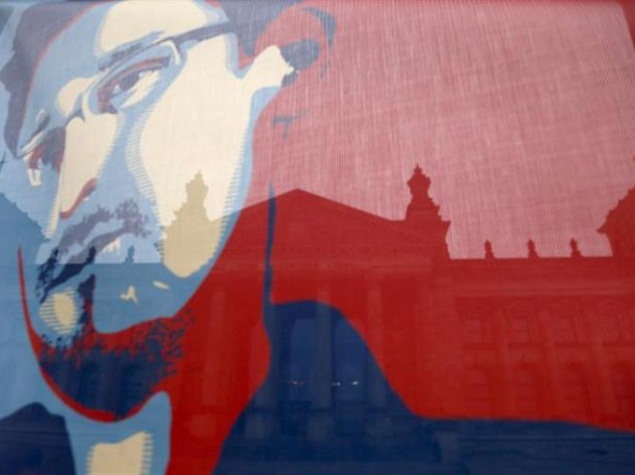 Snowden, Greenwald say monitoring 'metadata' is more intrusive