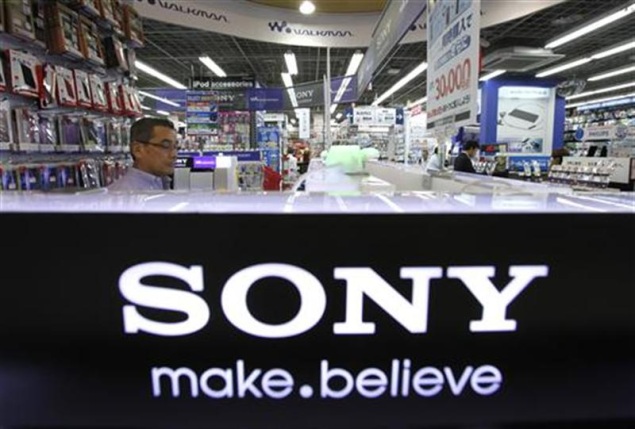 Sony considering spinning-off music and movie business