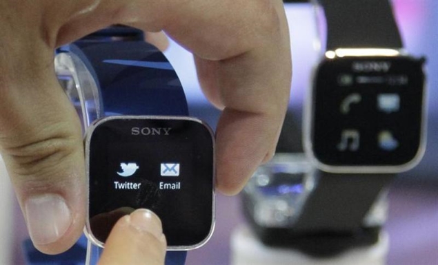 Samsung, Apple, Sony or Google: Who has vision to crack the smart watch