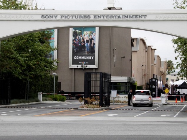 Sony Pictures Tries to Prevent Download of Stolen Documents: Report
