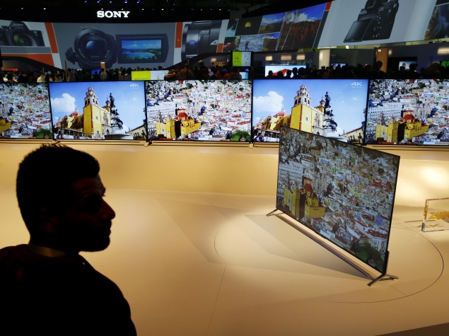 Sony, Panasonic Cling to TVs, Betting on Halo Effect of Premium Sets