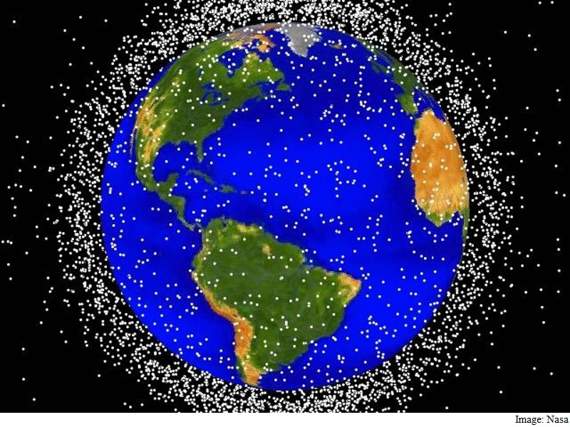 अंतरिक्ष में फैला मलबा हटाना जरूरी, भविष्य में पृथ्वी के लिए हो सकता है खतरा : नासा
