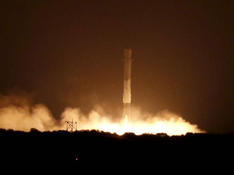 SpaceX Falcon 9 Rocket Landing Opens 'New Door' to Space Travel