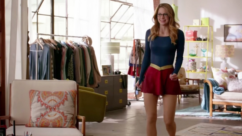 supergirl_costume.jpg