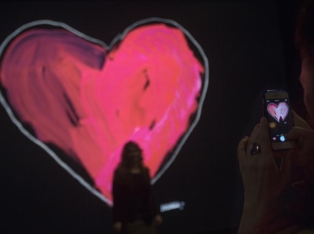US Startups Get Approval for Smartphone-Based Heart Tracking