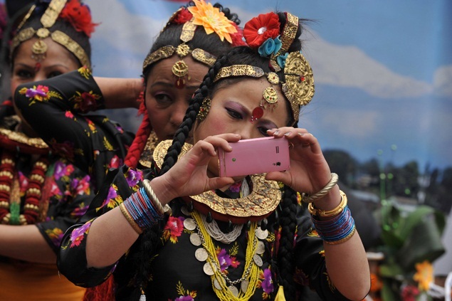 Smartphones buyer's guide: Spring 2014 Smartphones buyer's guide: Spring 2014