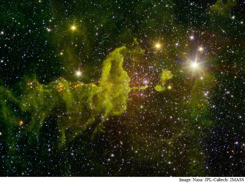 Nasa's Spitzer Telescope Spots Active Star Formation in The Spider Nebula