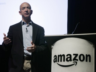 Justin Trudeau Will Meet Amazon CEO Jeff Bezos During US Visit