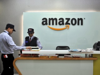 Investors Hover as Online Retailers Boost Demand for Indian Warehouses