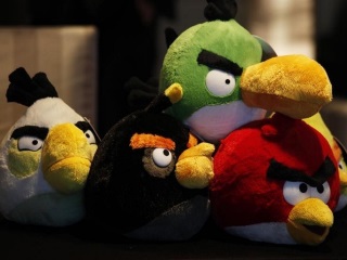 Angry Birds Maker Wants Phones Out as Film Credits Roll