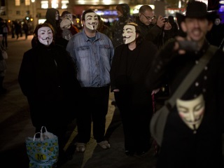 Anonymous Hackers Fight Islamic State, But Reactions Are Mixed