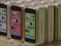 iPhone 5s, iPhone 5c welcomed by long queues across India