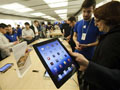Apple's retail army, long on loyalty but short on pay