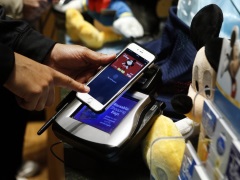 Retail Skirmish Blocks Apple Pay at Checkout Line