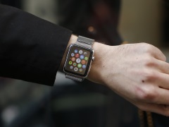 LMVH Says Apple Watch Rival to Cost More Than $1,500