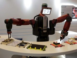 Technology Gap Gives Foreign Firms the Edge in China Robot Wars