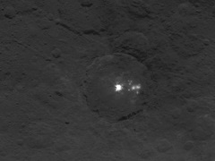 Nasa&#039;s Dawn Probe Takes More Photos of Mysterious Bright Spots on Ceres