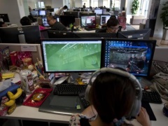 China to Clean Up 'Harmful' Web Videos; Sites Pledge to Manage Comments