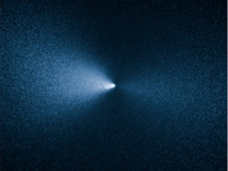 Hubble Captured Rare Images of a Comet's Close Encounter With Earth