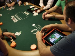 Know When to Fold 'Em: Computer Aces Texas Hold 'Em Poker