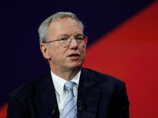 Elon Musk 'Exactly Wrong' on AI, Says Former Google CEO Eric Schmidt