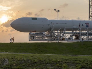 SpaceX to Attempt Ocean Landing of Falcon 9 Rocket on January 17
