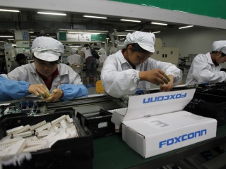 Foxconn Announces Plans to Build $10-Billion LCD Manufacturing Plant in the US